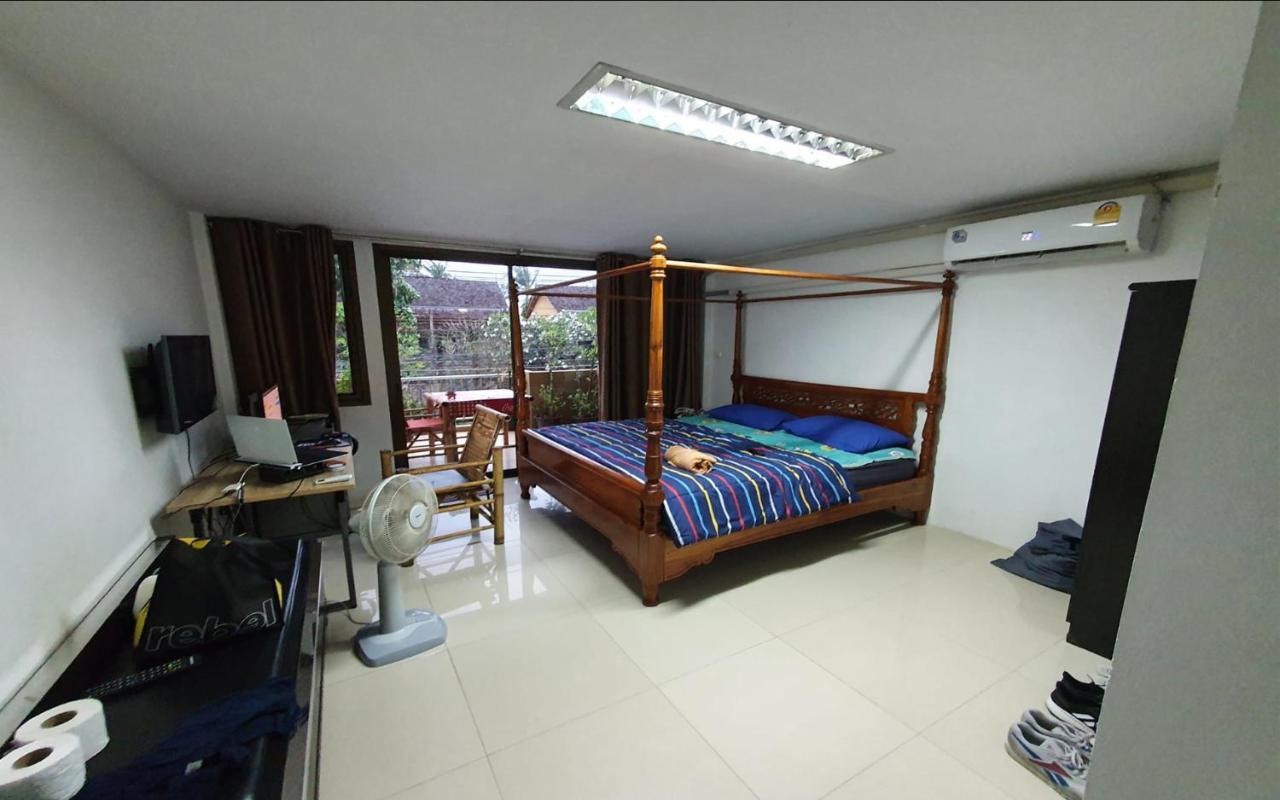 P & T Hostel Bangrak Kültér fotó