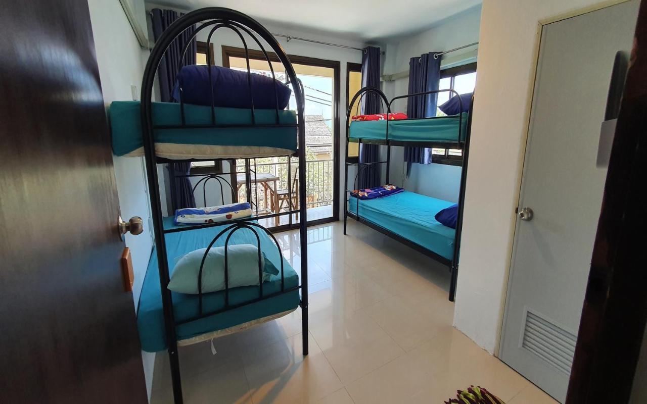 P & T Hostel Bangrak Kültér fotó
