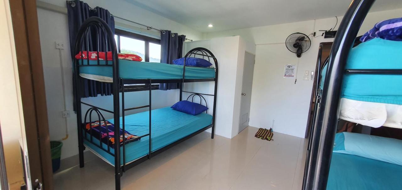 P & T Hostel Bangrak Kültér fotó