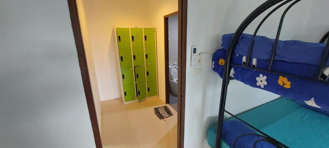 P & T Hostel Bangrak Kültér fotó
