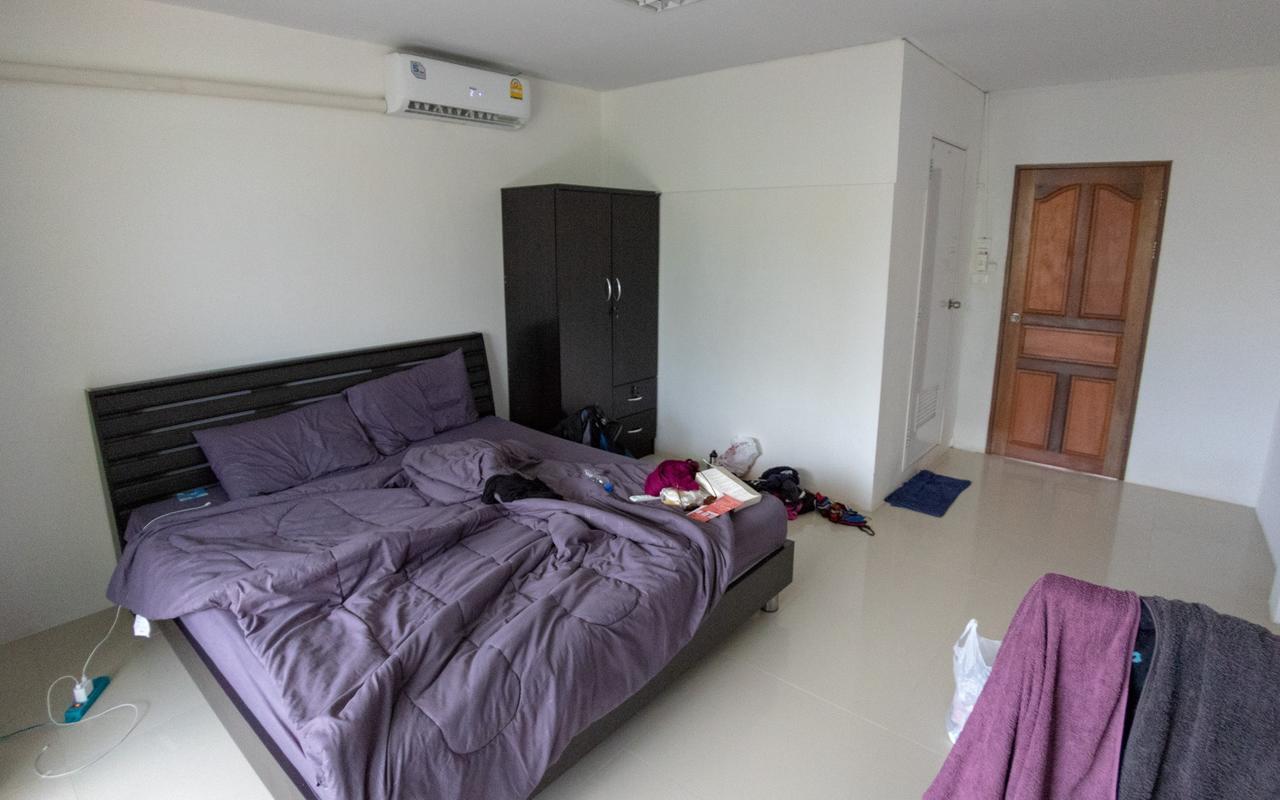 P & T Hostel Bangrak Kültér fotó